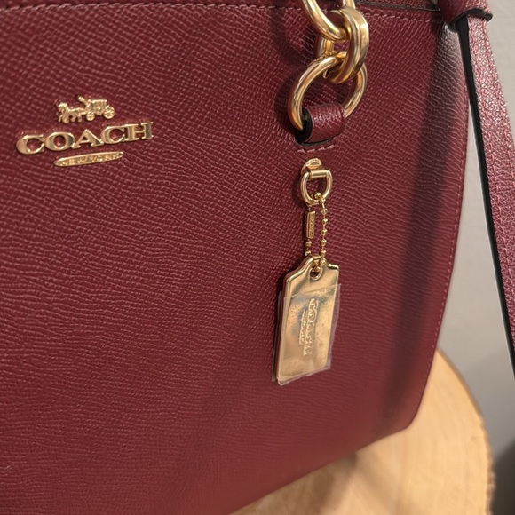 Coach Etta deep red gold accent hardware carryall satchel bag new - Picture 14 of 16